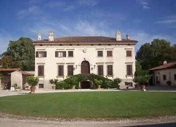 Farm stay Relais Sagramoso Sacchetti Verona